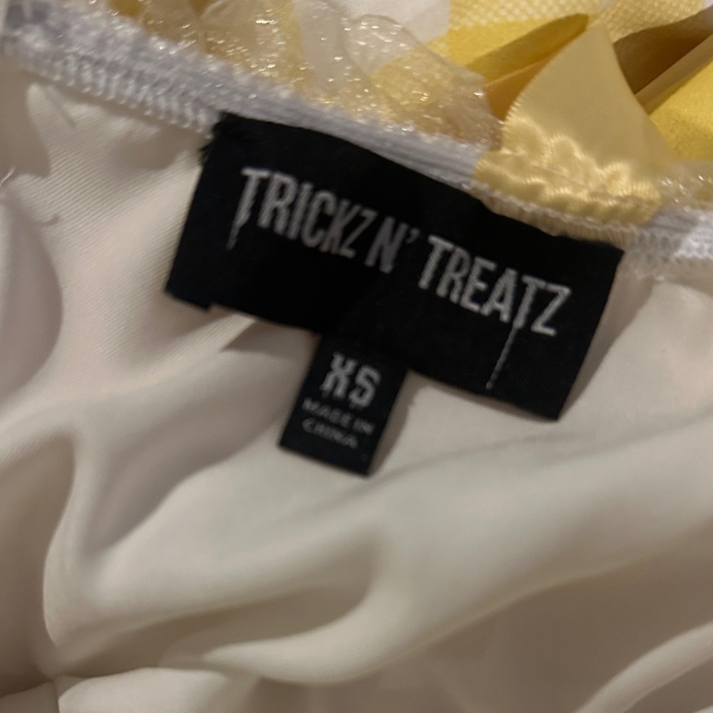 Trickz n Treatz Goldilocks and Three Bears Costume - Picture 5 of 5